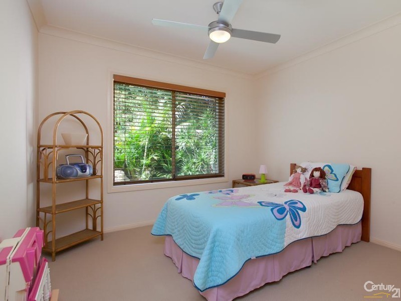 29 Seafarer Close, Belmont NSW 2280
