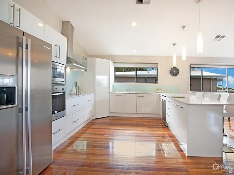 1 Maria Court, Floraville NSW 2280