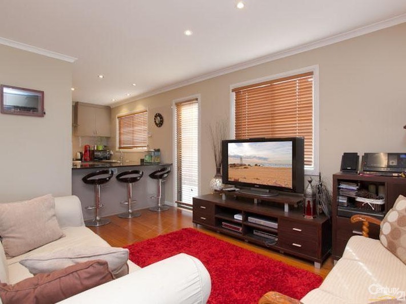 54 Elsdon Street, Redhead NSW 2290