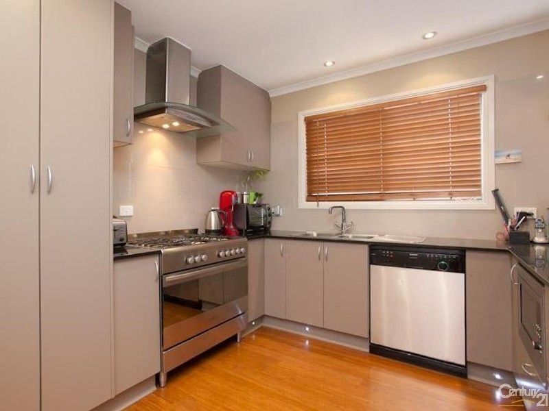 54 Elsdon Street, Redhead NSW 2290