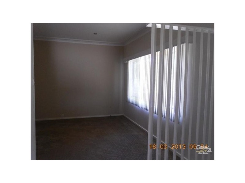 18 Harry Street, Belmont South NSW 2280