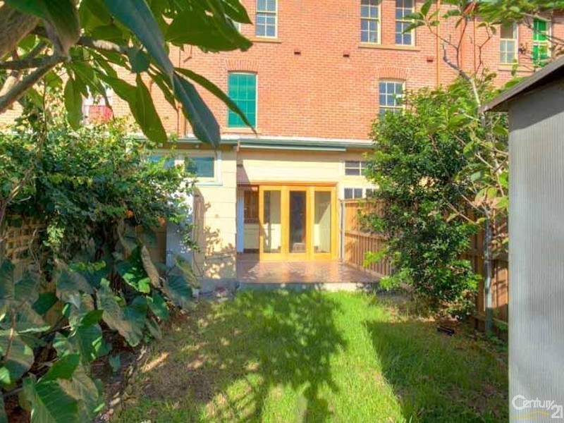 48 Nobbys Road, Newcastle East NSW 2300