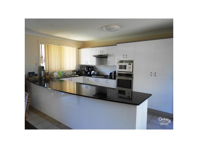 5 Pandorea Way, Valentine NSW 2280