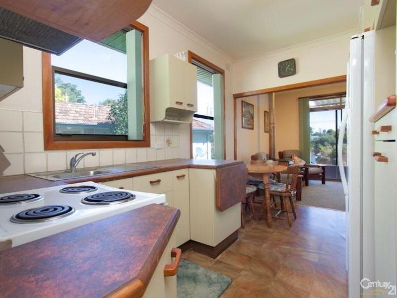 69 Carolyn Street, Adamstown Heights NSW 2289