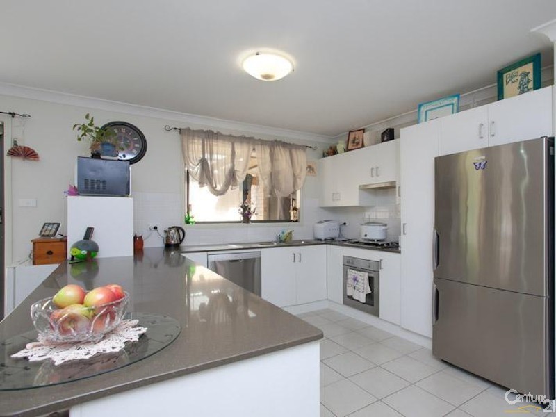 8 Martens Avenue, Raymond Terrace NSW 2324