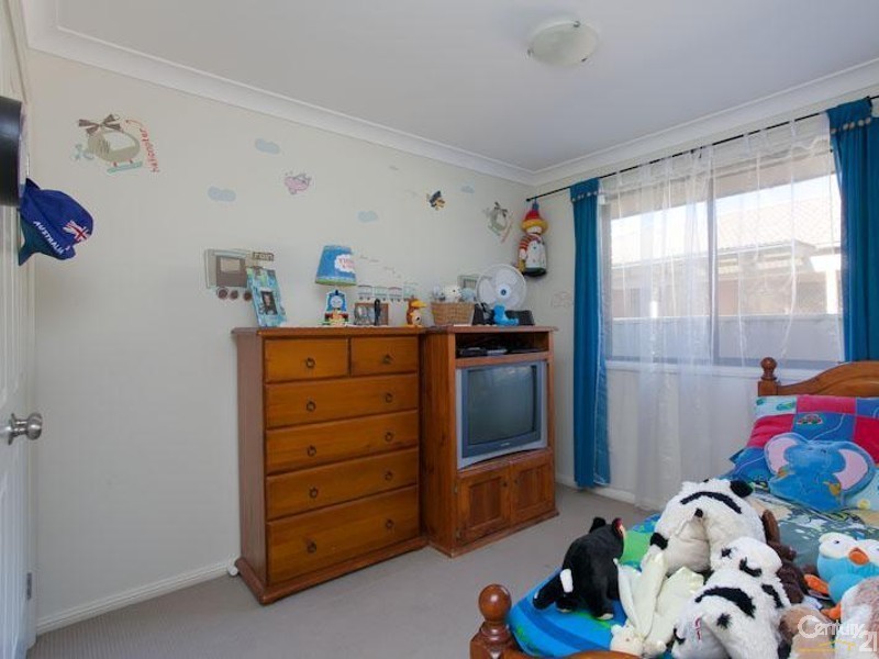 8 Martens Avenue, Raymond Terrace NSW 2324