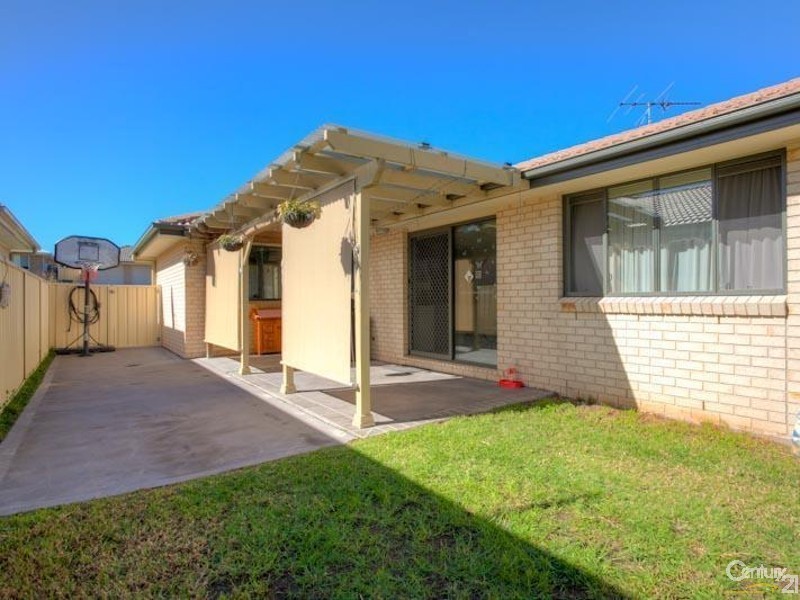 8 Martens Avenue, Raymond Terrace NSW 2324