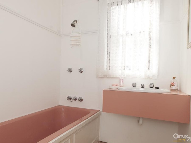 21 Buxton Street, Adamstown NSW 2289