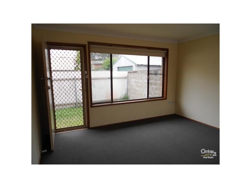 2/42 Church Street, Gateshead NSW 2290