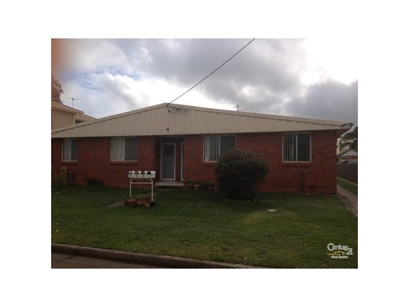 4/4 Clara Street, Belmont South NSW 2280