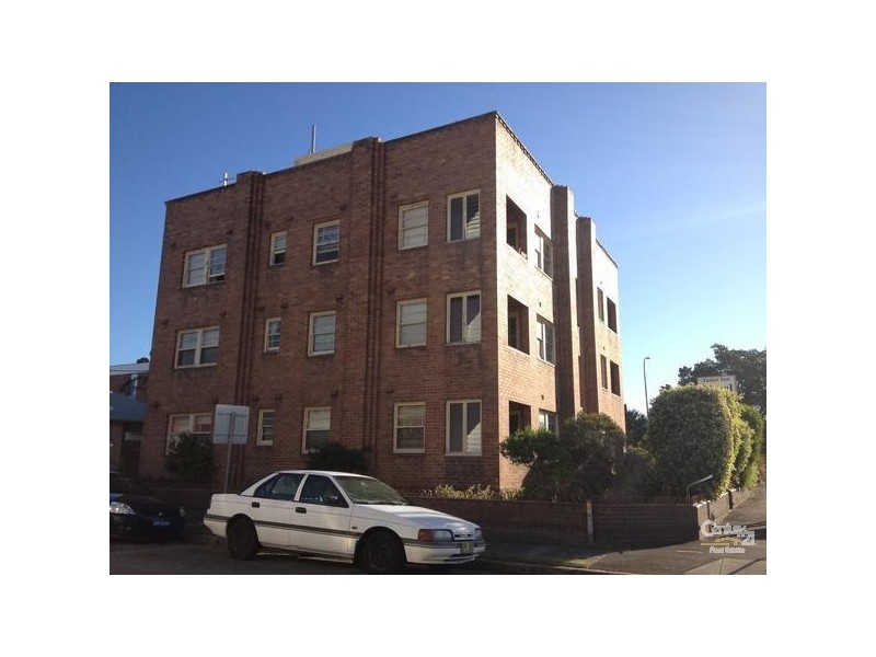 3/127 Tudor Street, Hamilton NSW 2303