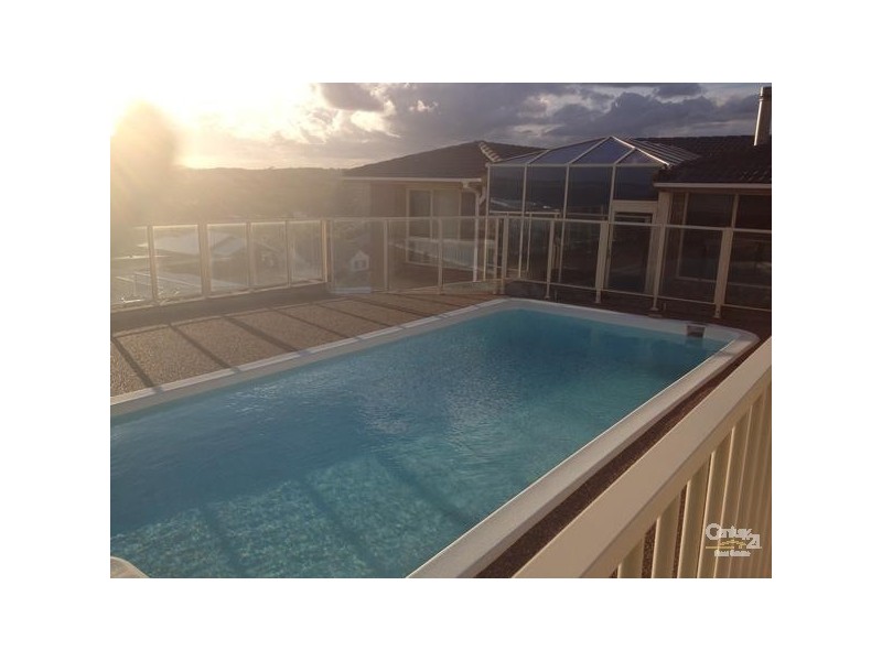 13 High Street, Redhead NSW 2290