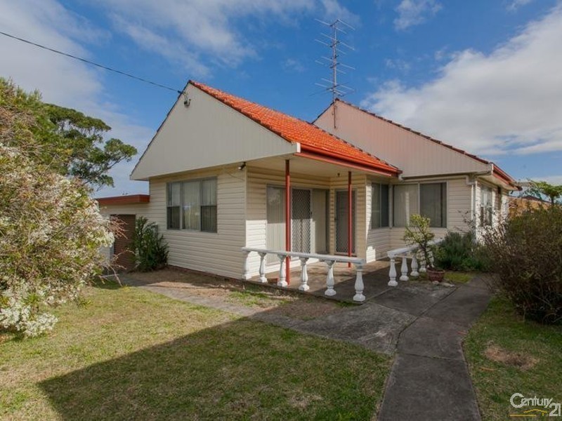 8 Hutton Street, Charlestown NSW 2290