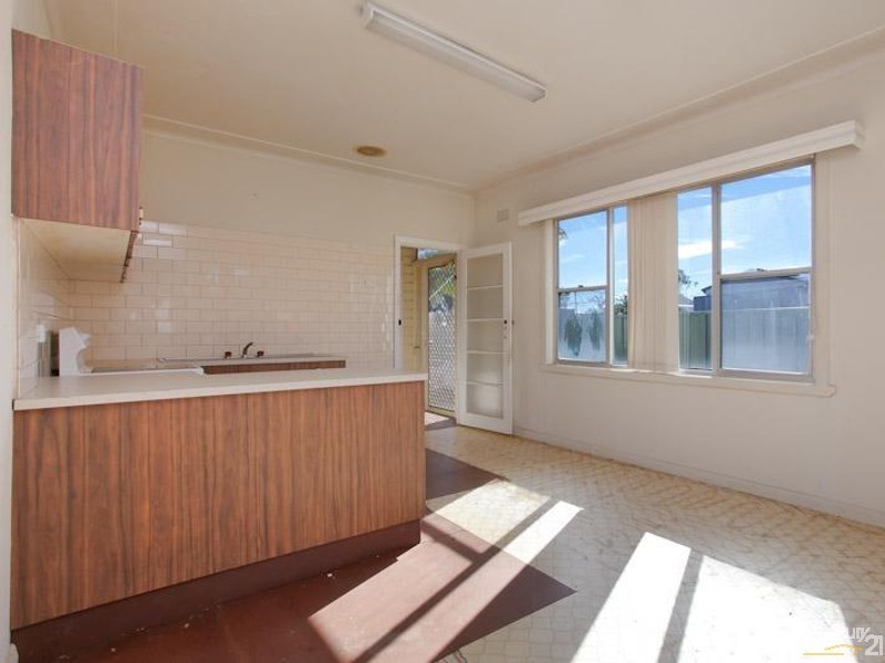 8 Hutton Street, Charlestown NSW 2290