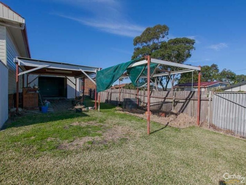 8 Hutton Street, Charlestown NSW 2290
