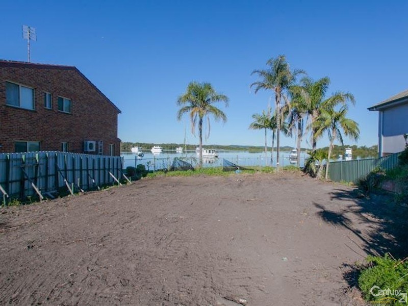 22 Shannon Street, Marks Point NSW 2280