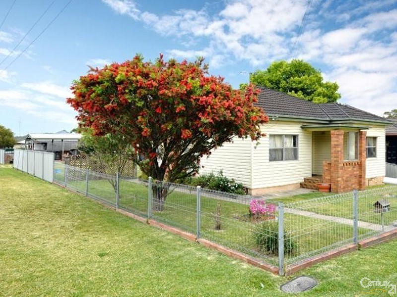 18 Casey Street, Gateshead NSW 2290