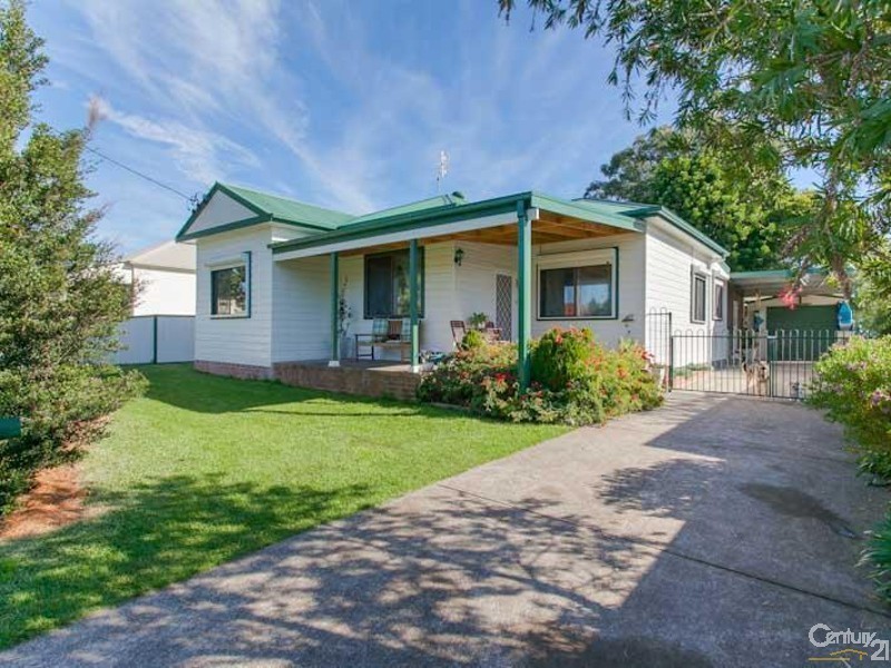 9 Fourth Street, Cardiff South NSW 2285