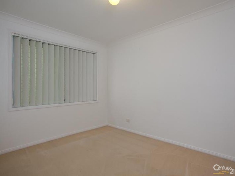 5/4 Louisa Avenue, Highfields NSW 2289