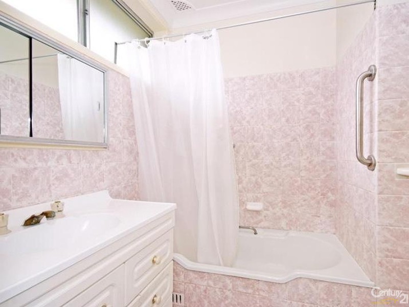 1/4A Lees Street, Charlestown NSW 2290