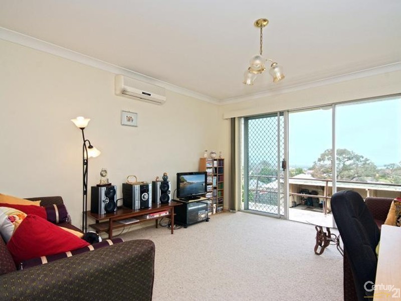 1/4A Lees Street, Charlestown NSW 2290