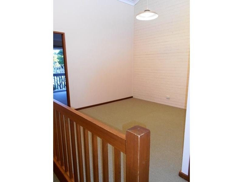 2/6-12 Buchanan Street, Merewether NSW 2291