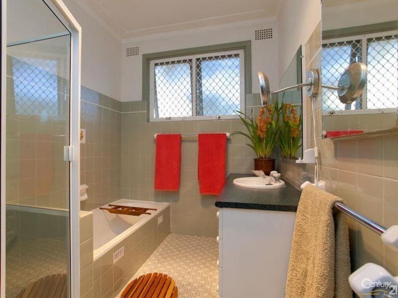 132 Reservoir Road, Cardiff Heights NSW 2285