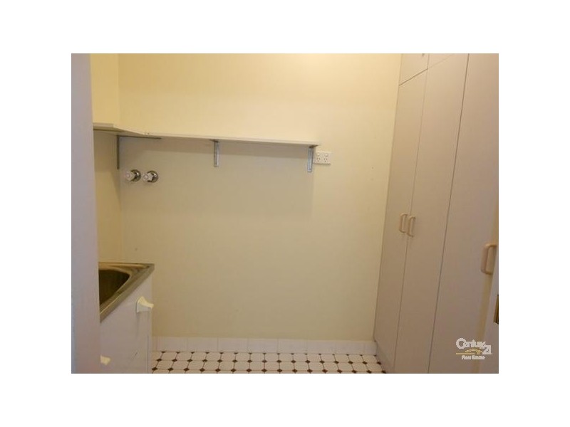 1/24 Queen Street, Warners Bay NSW 2282