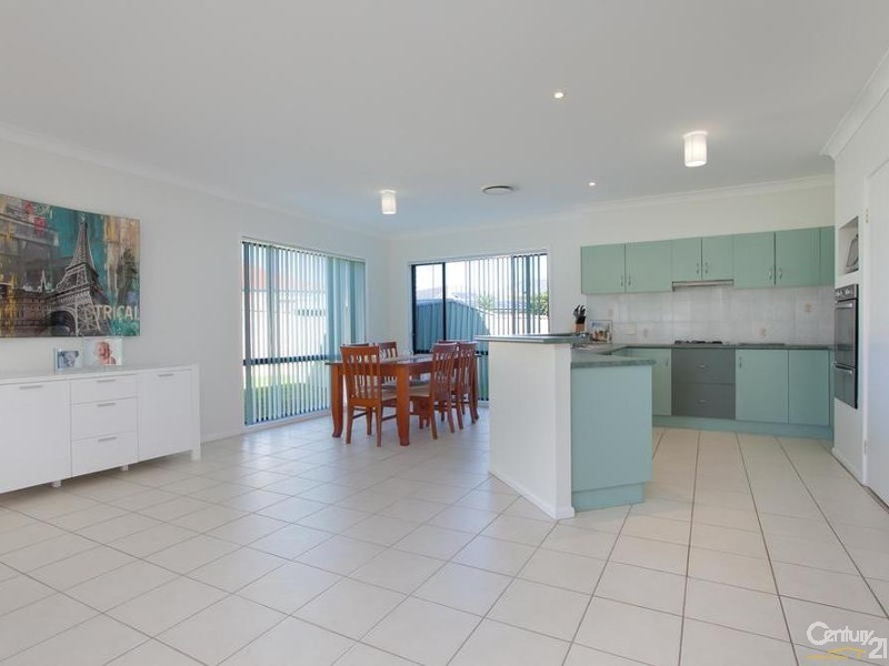 15 Willow Close, Thornton NSW 2322
