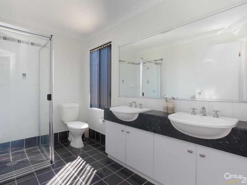 15 Willow Close, Thornton NSW 2322
