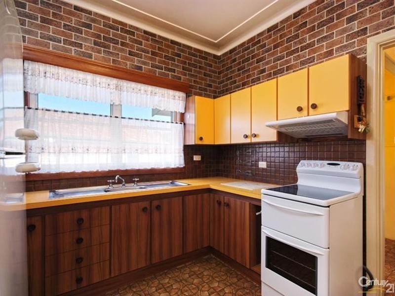 31 Malta Street, Shortland NSW 2307