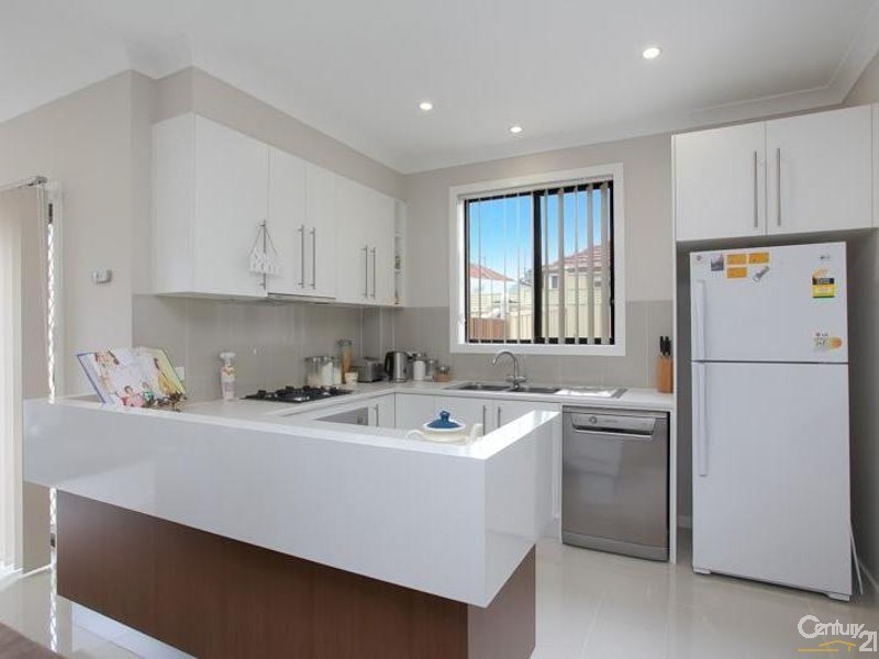 2/18 Barney Street, Wallsend NSW 2287