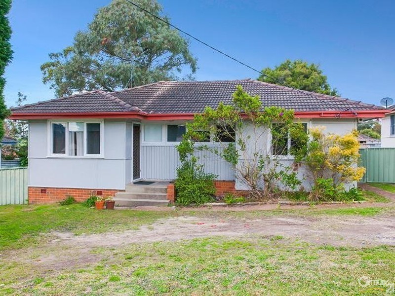 18 Willow Road, Gateshead NSW 2290