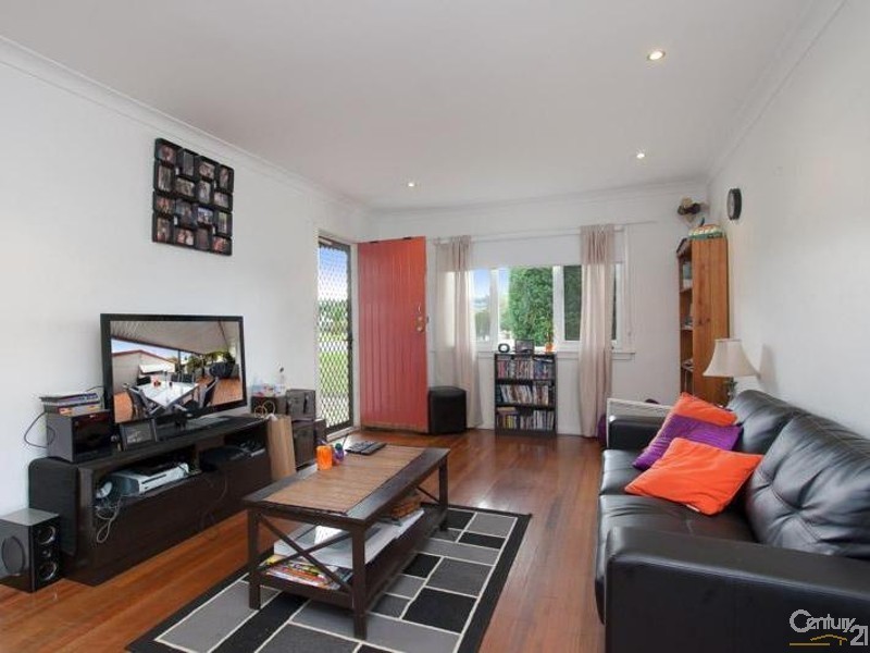 18 Willow Road, Gateshead NSW 2290