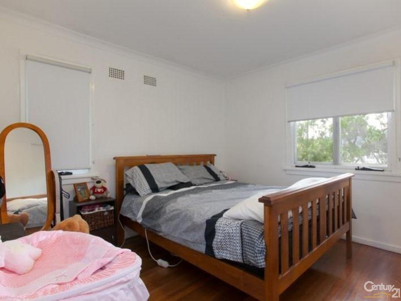 18 Willow Road, Gateshead NSW 2290