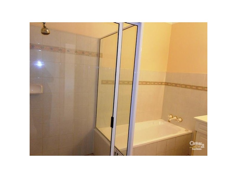 2/55 Berringar Road, Valentine NSW 2280