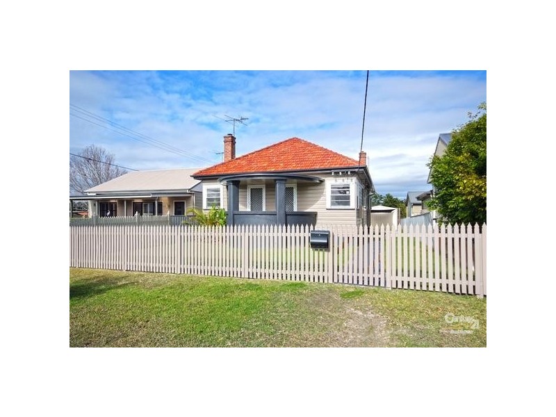 30 Waratah Street, Kahibah NSW 2290