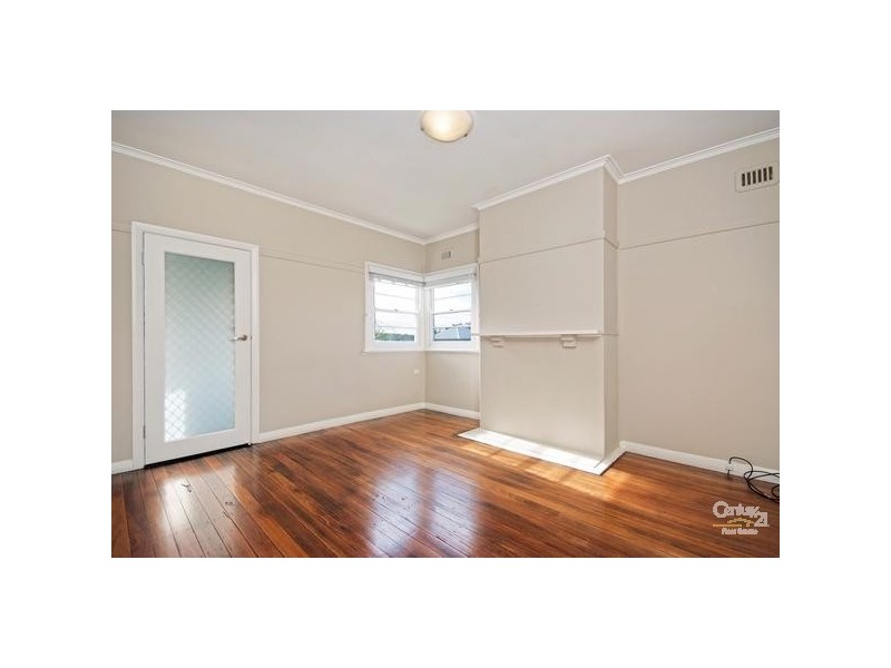 30 Waratah Street, Kahibah NSW 2290