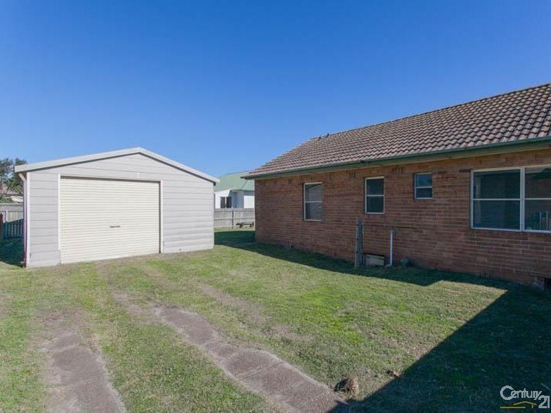 248 Dunbar Street, Stockton NSW 2295
