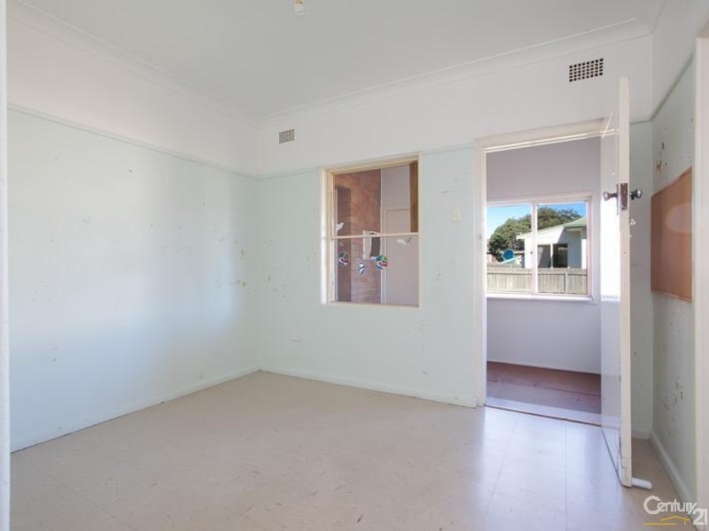 248 Dunbar Street, Stockton NSW 2295