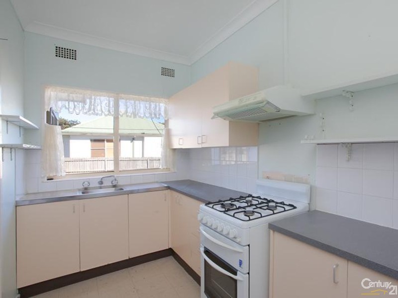 248 Dunbar Street, Stockton NSW 2295