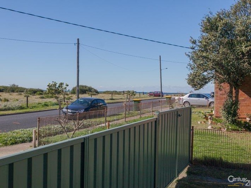 248 Dunbar Street, Stockton NSW 2295