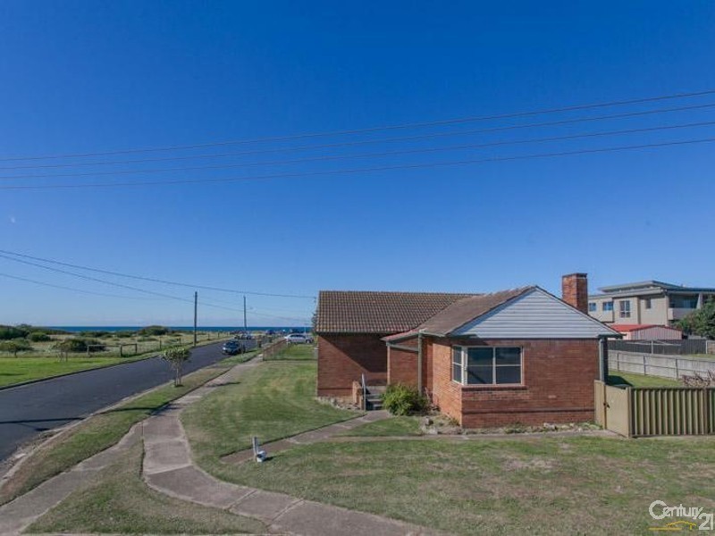 248 Dunbar Street, Stockton NSW 2295
