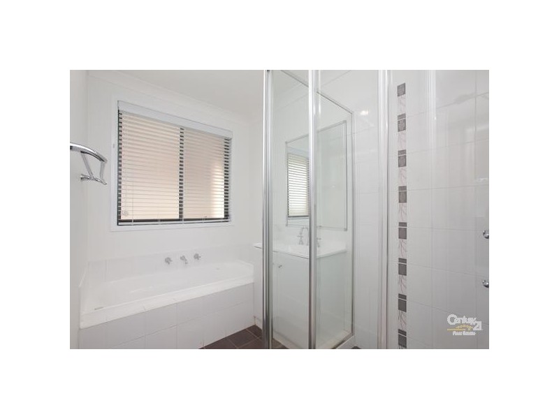 156 Northlakes Drive, Cameron Park NSW 2285