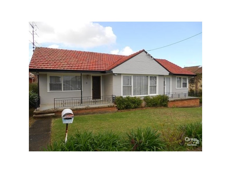5 Hutton Street, Charlestown NSW 2290