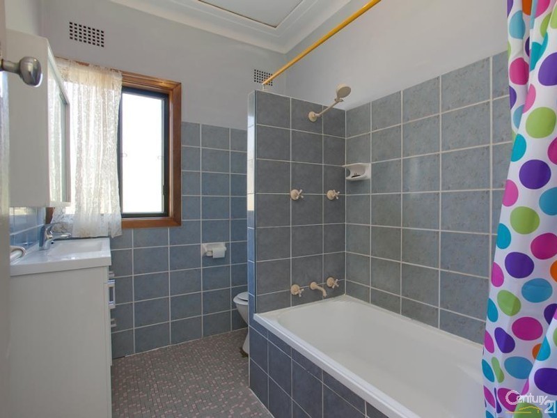 25 Princes Avenue, Charlestown NSW 2290