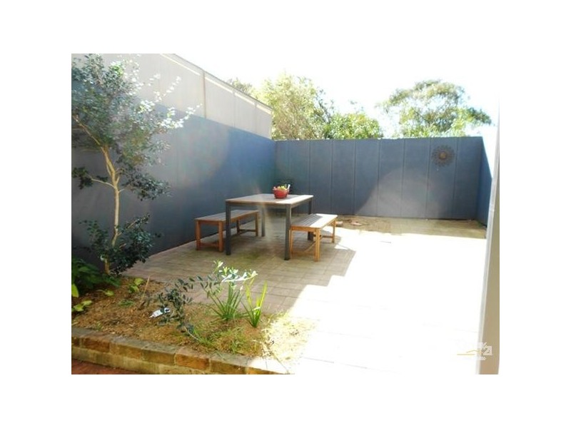 4 Cleary Street, Hamilton NSW 2303