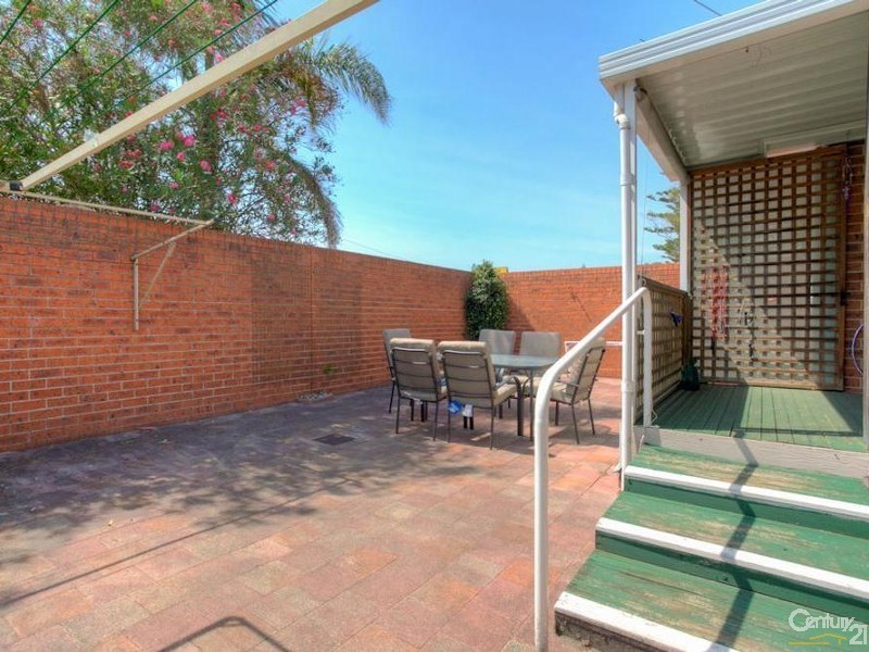 22/28 Emily Street, Marks Point NSW 2280