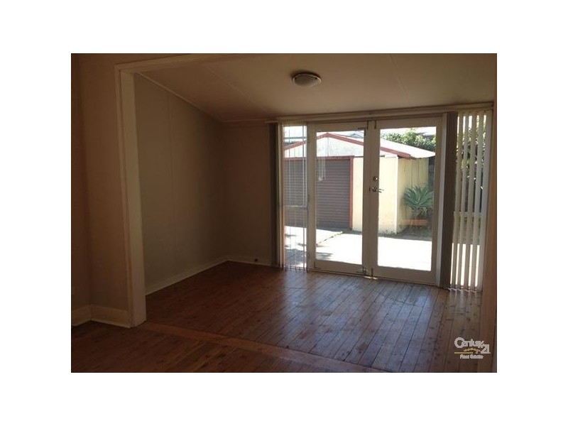 6 Murray Square, Mayfield NSW 2304