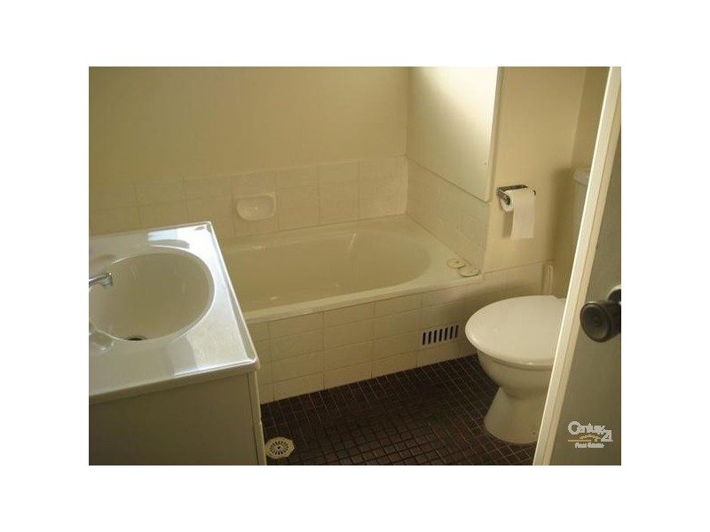 11/195 Gosford Road, Adamstown NSW 2289